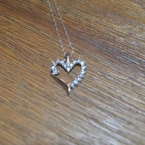 10K Heart Shaped Diamond Necklace